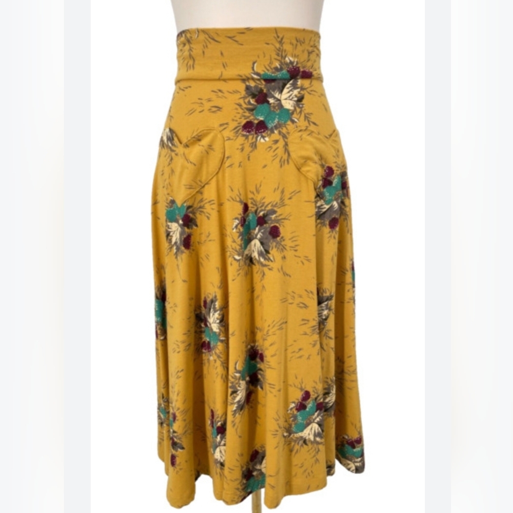Effie's Heart Picnic skirt size large